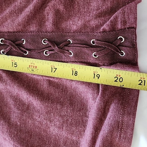 Mauve cold shoulder shirt - Picture 7 of 8